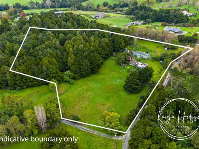 14 Woodland Road, Maungaturoto