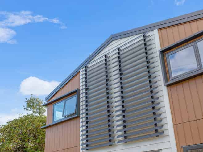 8/196 Royal Road, Massey