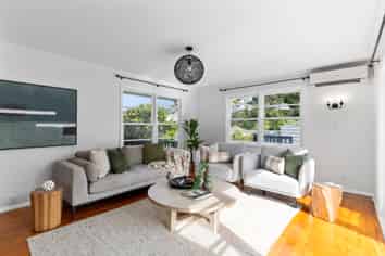 41 Bassett Road, Johnsonville