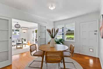 41 Bassett Road, Johnsonville