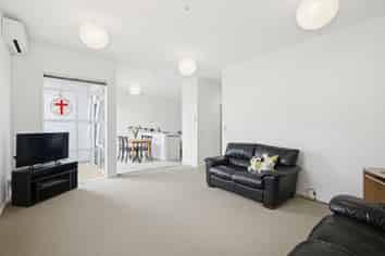 207/42 Constable Street, Newtown