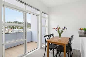 207/42 Constable Street, Newtown