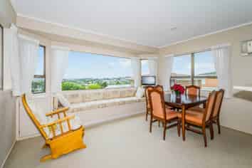 25 High Road, Glenfield