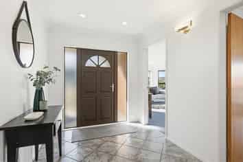 19 Derry Hill, Churton Park