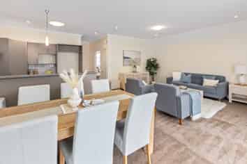 53 Futuna Close, Karori