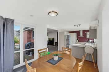 1 Goulds road, Marchwiel
