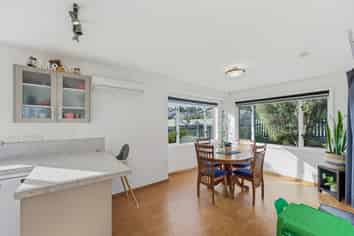 1 Goulds road, Marchwiel
