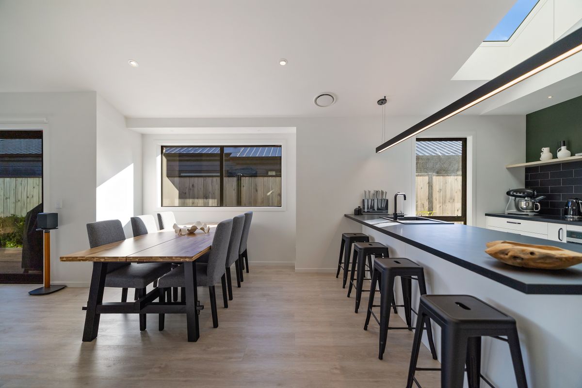 House in Jacks Point - View 4