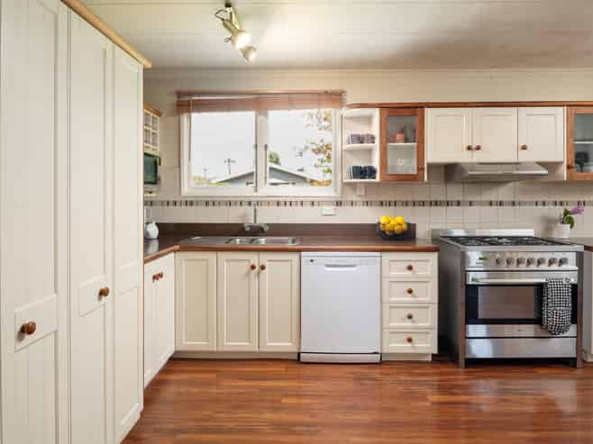 20 McCallum Street, Springlands