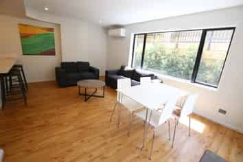 B/103 York Place, Dunedin Central