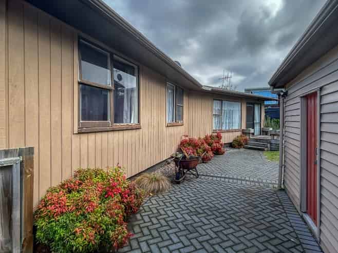 52 Huia Street, Taupo