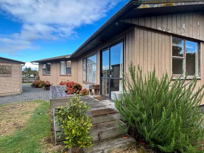 52 Huia Street, Taupo