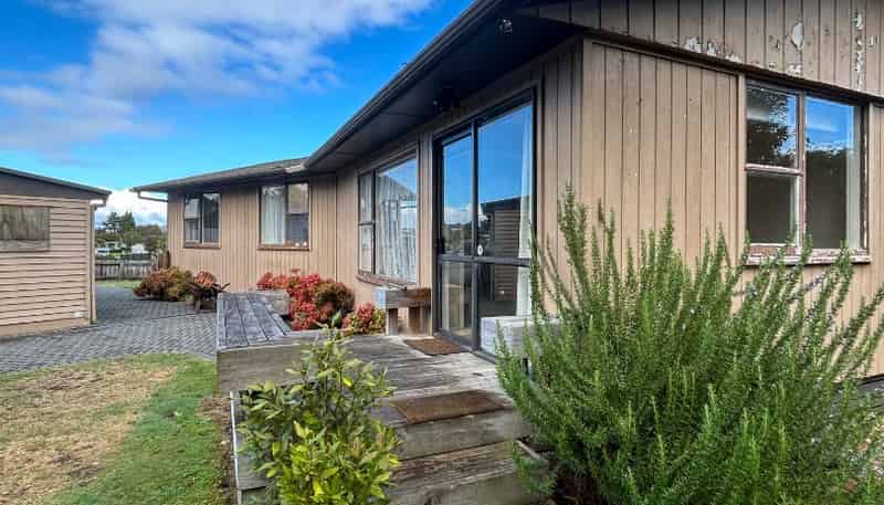 52 Huia Street, Taupo