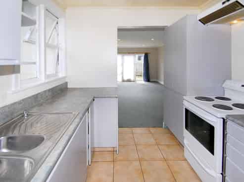 6 Pearse Street, Brighton