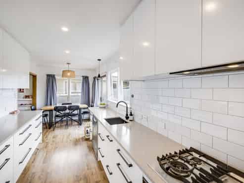 26 James Foley Avenue, Pirimai