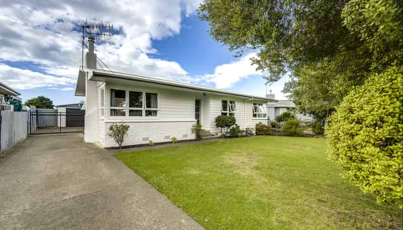 26 James Foley Avenue, Pirimai