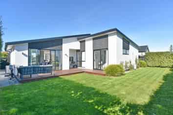 10 Jury Lane, Woodend