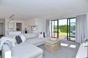 10 Jury Lane, Woodend