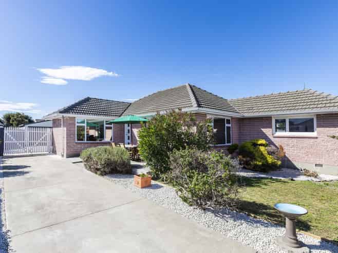 347 Breezes Road, Aranui