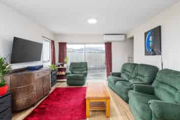 6/8 Lane Street, Woolston
