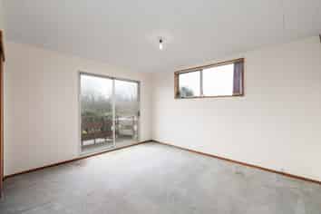 6/8 Lane Street, Woolston