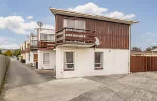 6/8 Lane Street, Woolston