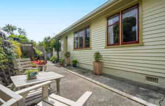 6 Te Reinga View, Tawa