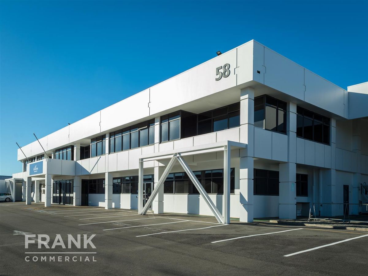 Refurbished, Well-Priced CBD-Fringe Office