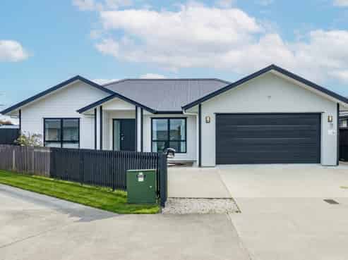 44 Maggie Place, Chartwell