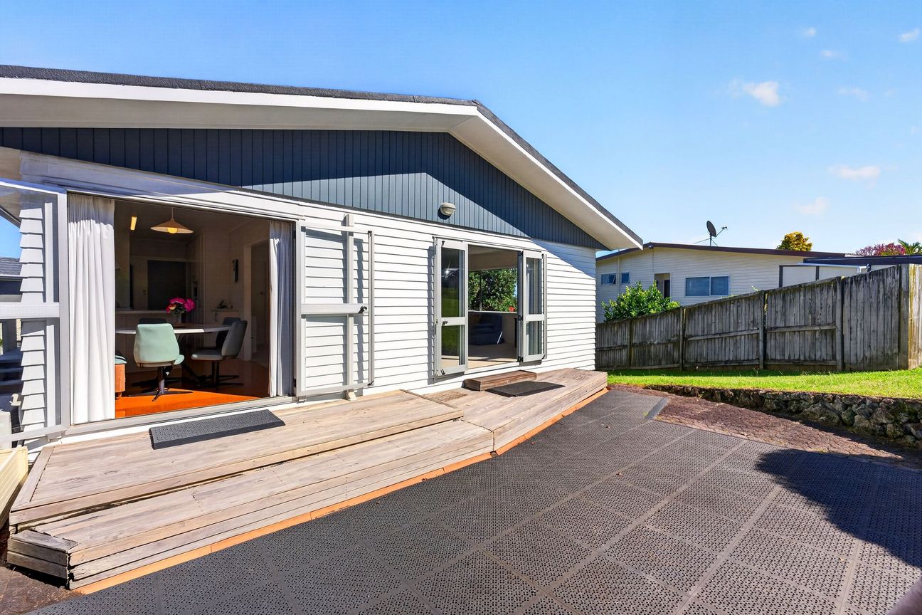 Freehold | Sundrenched | Priced! - Aanzicht 4