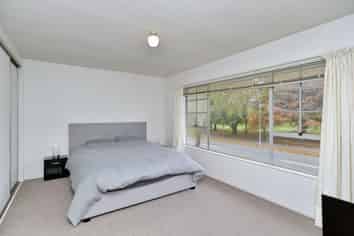 7 Apsley Drive, Russley