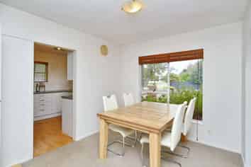7 Apsley Drive, Russley