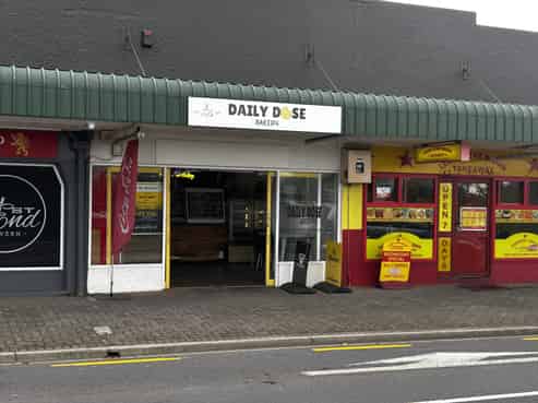 Busy intersection, retail available