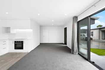 4 Fable Way, Leamington