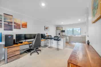 80/172 McLeod Road, Te Atatu South