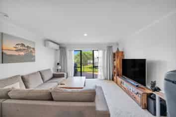 80/172 McLeod Road, Te Atatu South