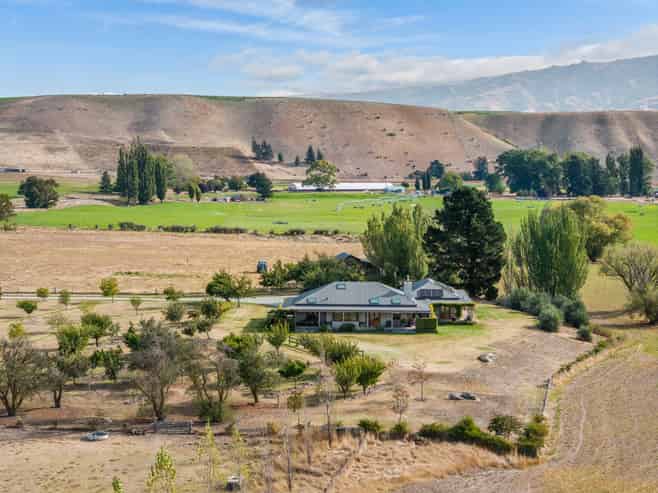 333 Ardgour Road, Tarras