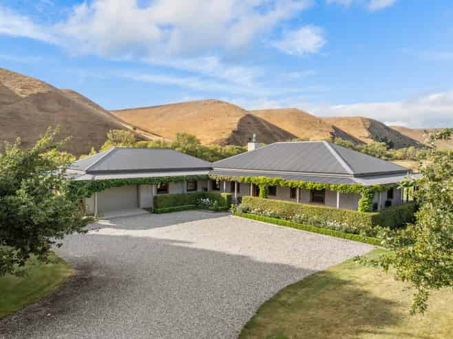 333 Ardgour Road, Tarras