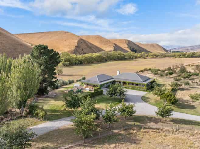 333 Ardgour Road, Tarras