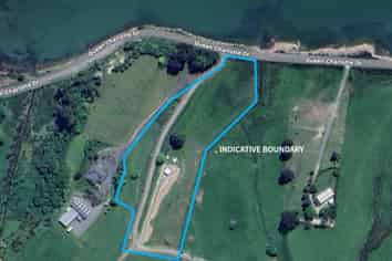 884 Queen Charlotte Drive, Linkwater