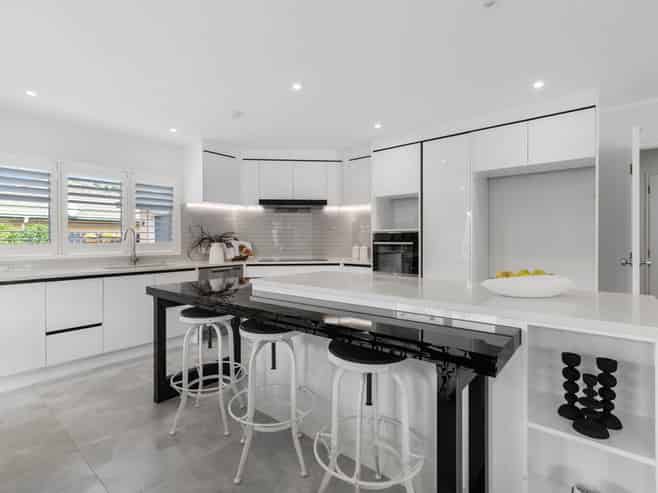 17  Lushington Place, Huntington Park