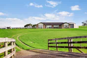 184 Grahams Beach Road, Awhitu