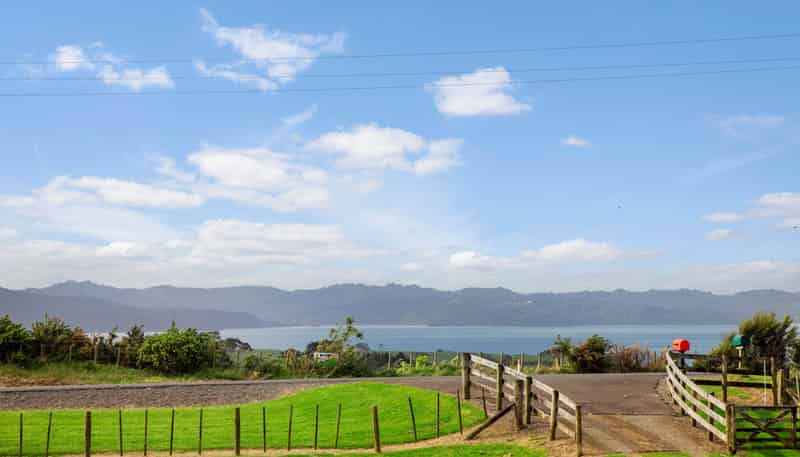 184 Grahams Beach Road, Awhitu