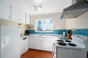 62 Spinnaker Drive, Whitby