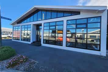 High-Profile Montreal Street Warehouse