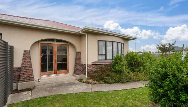 282 Princes Street, Strathern