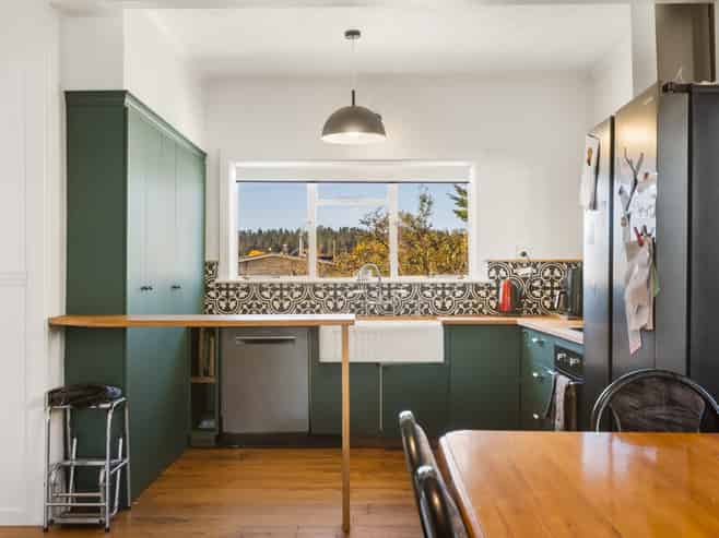 105 Centennial Avenue, Alexandra