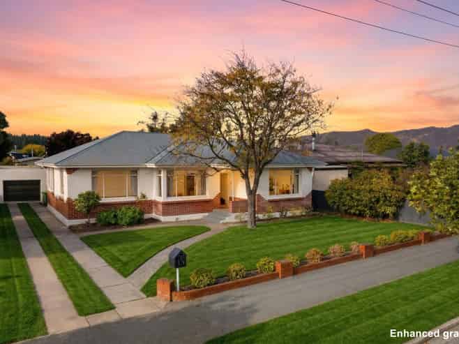 105 Centennial Avenue, Alexandra