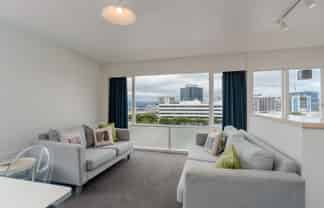 13/125 Grant Road, Thorndon