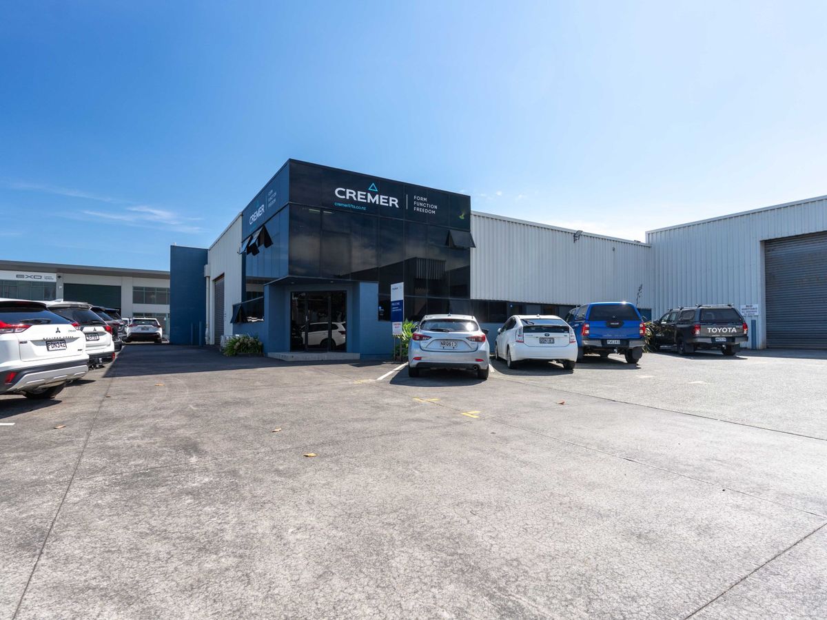 Prime freehold industrial with yard - Ansicht 2